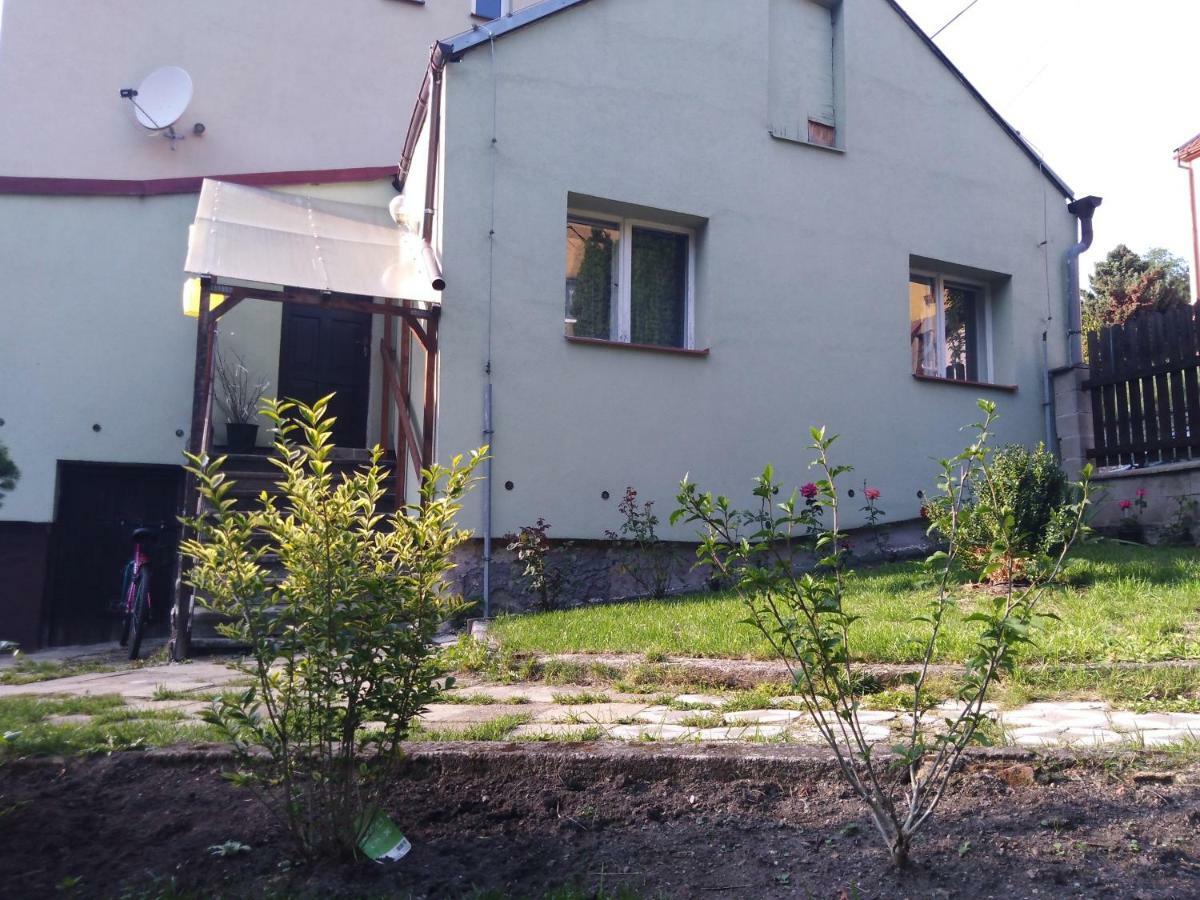 Apartment U Sarky Loket Zewnętrze zdjęcie